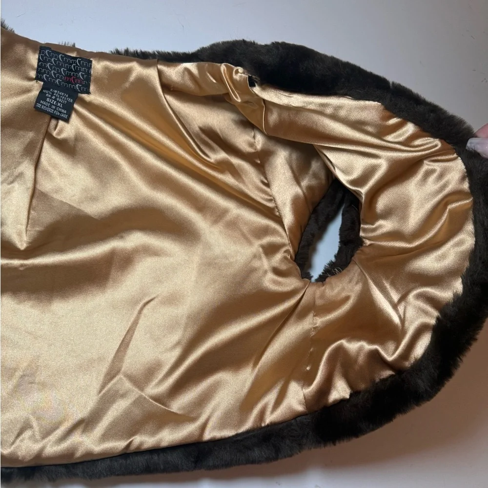 Vintage 2000’s Brown Faux Fur Cropped Vest